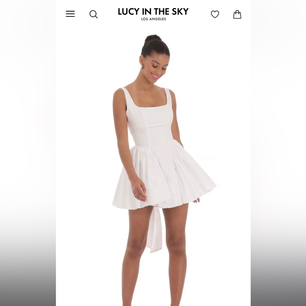 Lucy in the Sky Open Back Flare Dress NWOT